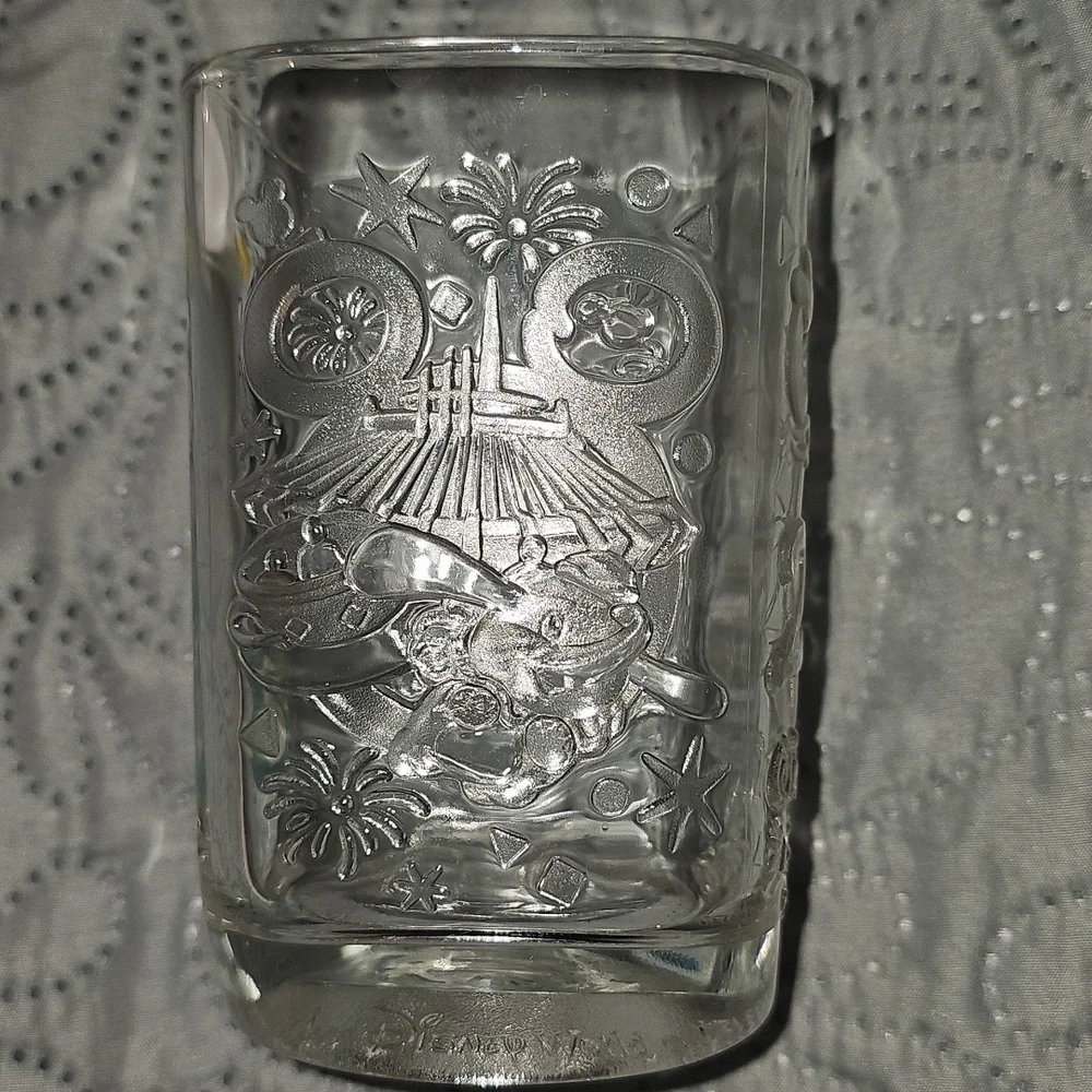 Disney Mickey Mouse McDonalds Glass - Colorful Design From 2000